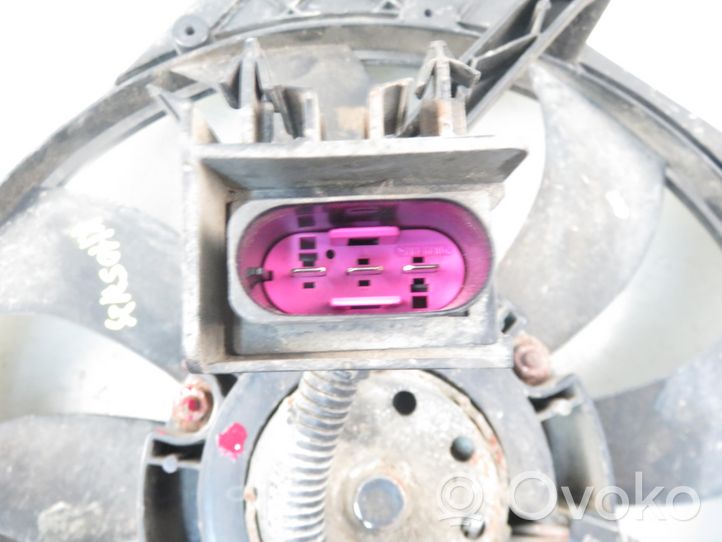 Skoda Fabia Mk2 (5J) Elektryczny wentylator chłodnicy 