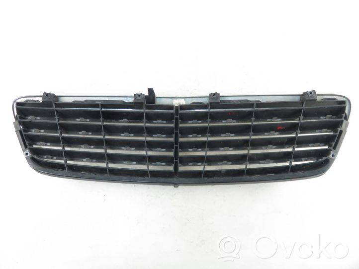 Mercedes-Benz C AMG W203 Front grill 
