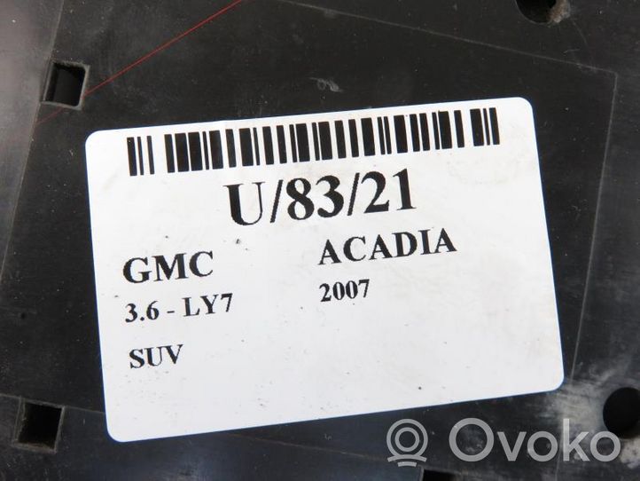 GMC Acadia I Saugiklių dėžė (komplektas) 25784723
