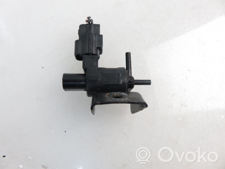 Suzuki Grand Vitara I Valve vacuum 