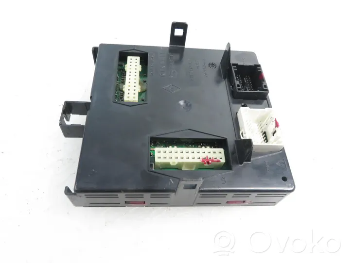 Renault Laguna II Module confort 8200500343