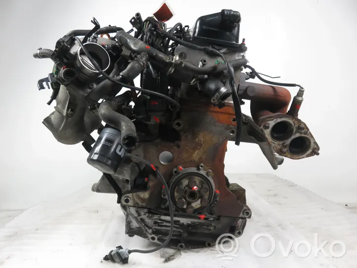 Audi A4 S4 B5 8D Motor 