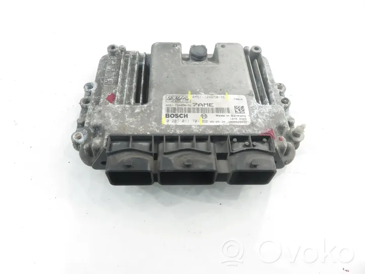 Ford Focus Variklio valdymo blokas 0281011701