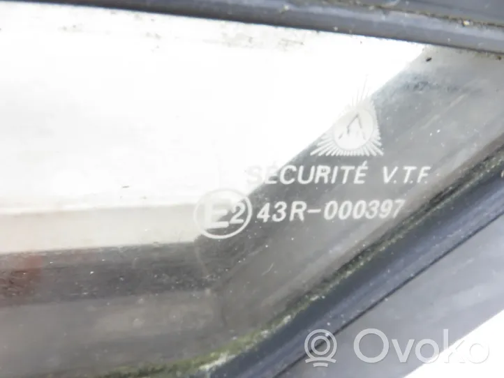 Mercedes-Benz T2 Cornice del finestrino/vetro portiera anteriore 