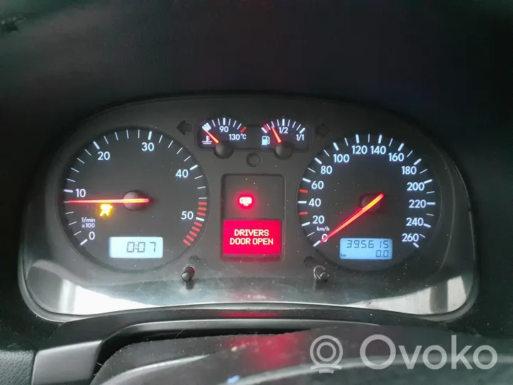 Volkswagen Bora Compteur de vitesse tableau de bord 