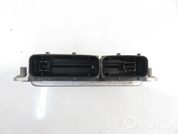 Seat Alhambra (Mk1) Calculateur moteur ECU 0281010751