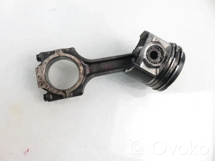 Fiat Croma Piston avec bielle 