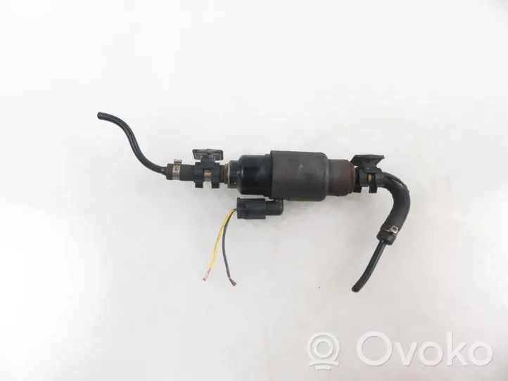 Volkswagen PASSAT B6 Webasto auxiliary heater fuel pump 