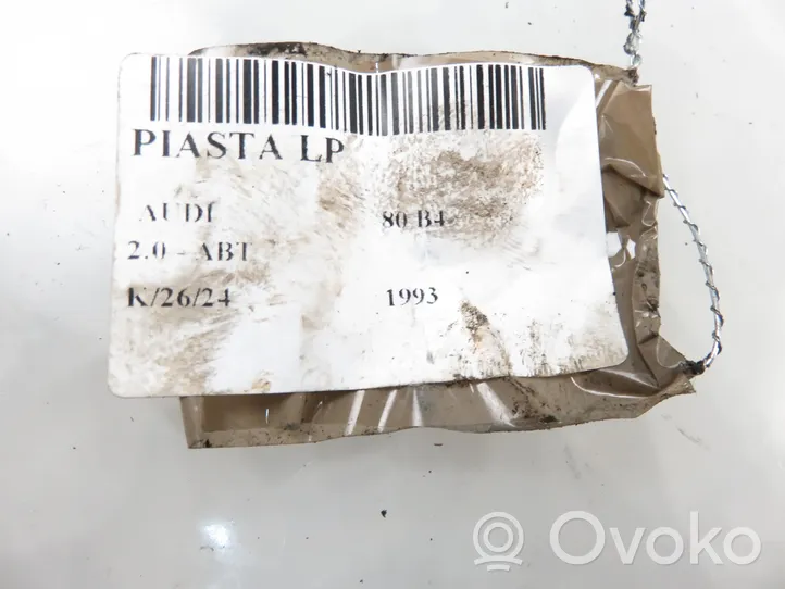 Audi 80 90 S2 B4 Fuso a snodo con mozzo ruota anteriore 