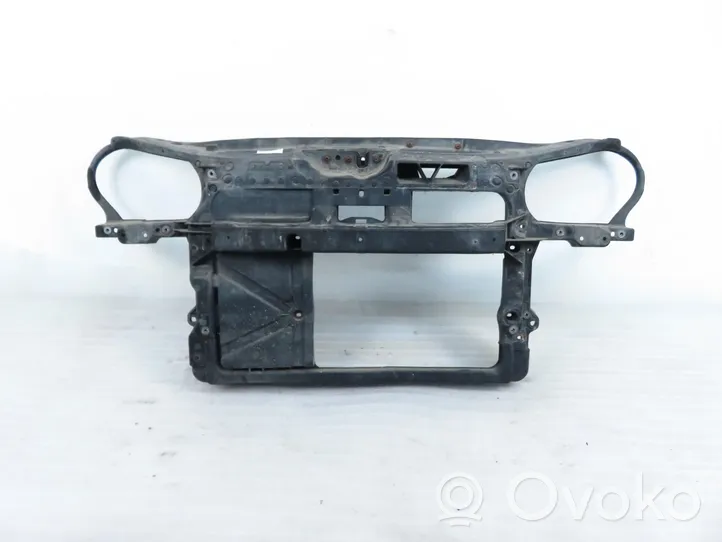 Volkswagen Polo IV 9N3 Staffa del pannello di supporto del radiatore 