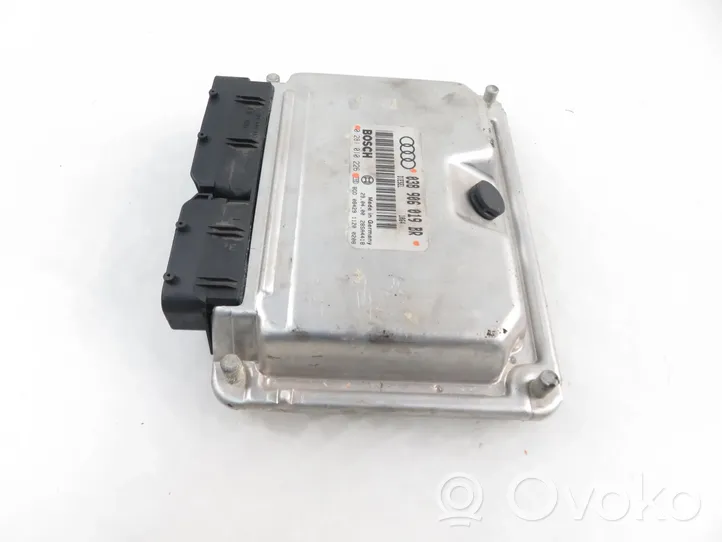 Audi A4 S4 B5 8D Calculateur moteur ECU 081010226