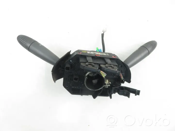 Fiat Panda II Commodo, commande essuie-glace/phare 