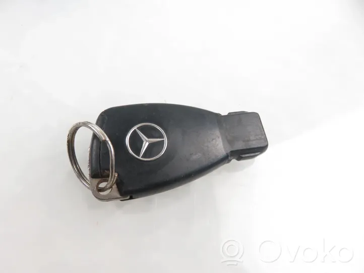 Mercedes-Benz C AMG W203 Užvedimo spynelė 