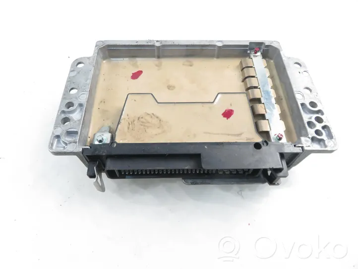 Volvo S40, V40 Calculateur moteur ECU S113727101J