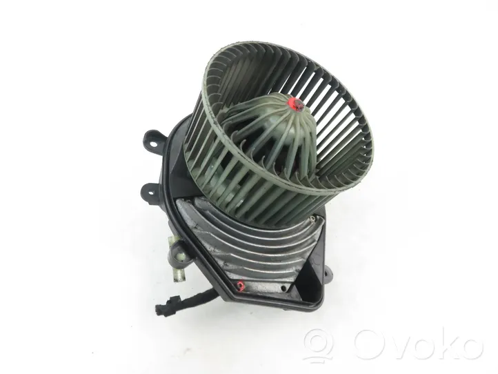 Audi A4 S4 B5 8D Ventola riscaldamento/ventilatore abitacolo 