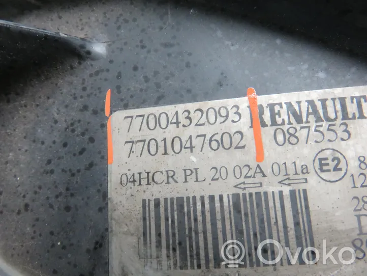 Renault Scenic I Priekinis žibintas 7701047602