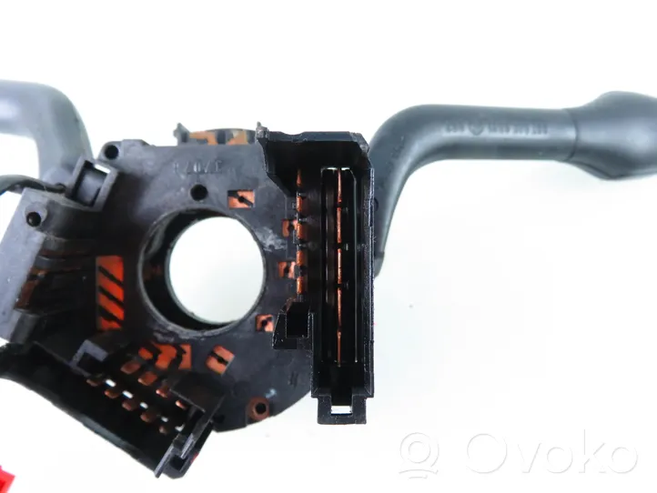 Seat Arosa Interruptor/palanca de limpiador de luz de giro BK701408008