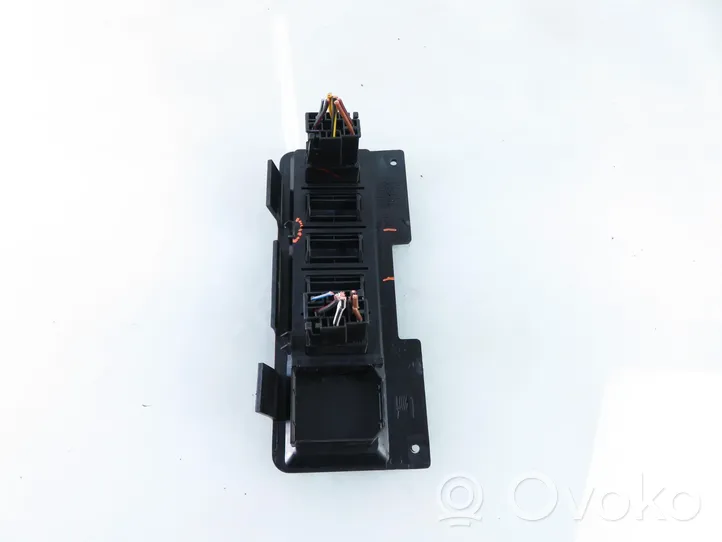 Volkswagen Polo III 6N 6N2 6NF Electric window control switch 