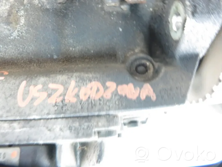 Audi A4 S4 B6 8E 8H Polttoaineen ruiskutuksen suurpainepumppu 