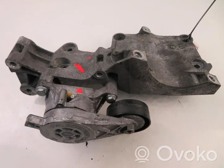 Volkswagen Touran I Generator/alternator bracket 