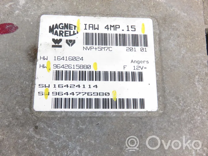 Peugeot 607 Calculateur moteur ECU IAW4MP15