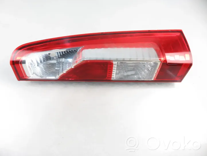 Renault Master III Rear/tail lights 