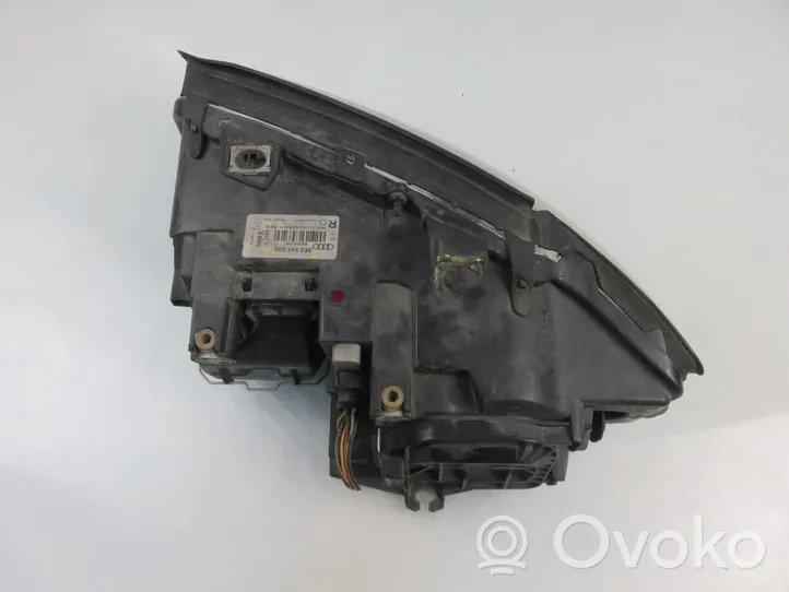 Audi A4 S4 B6 8E 8H Phare frontale 