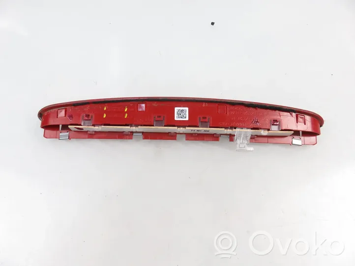 Opel Astra J Papildomas stop žibintas 01025200