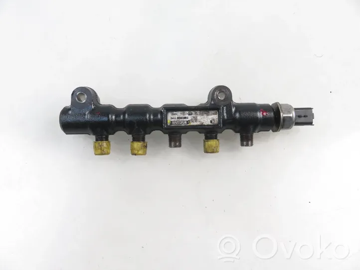 Citroen C4 I Tuyau de conduite principale de carburant 9658227880