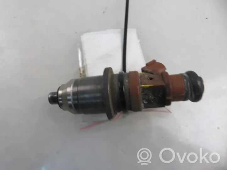 Mitsubishi Space Runner Injecteur de carburant 