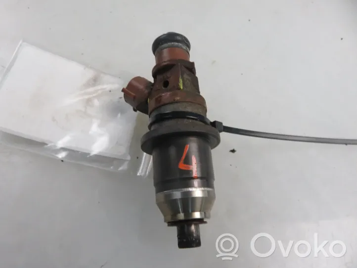 Mitsubishi Space Runner Injecteur de carburant 