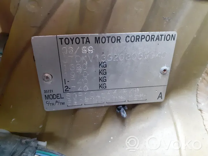 Toyota Yaris Manuaalinen 6-portainen vaihdelaatikko 