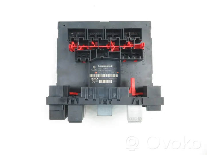 Volkswagen Touran I Central body control module 