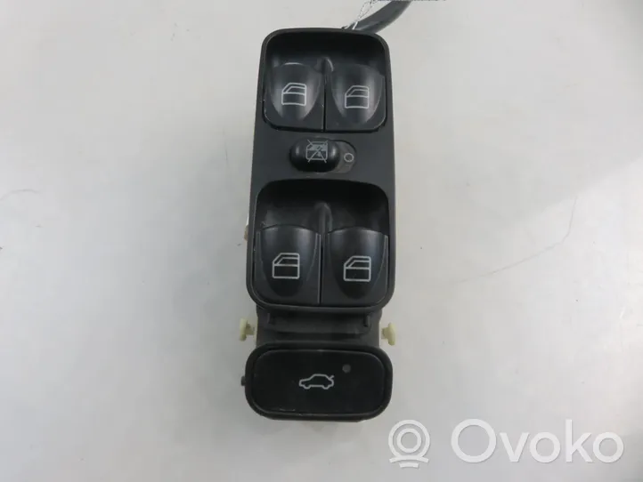 Mercedes-Benz C AMG W203 Electric window control switch 