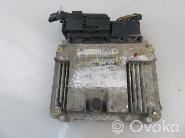 Saab 9-3 Ver1 Sterownik / Moduł ECU 0281011970