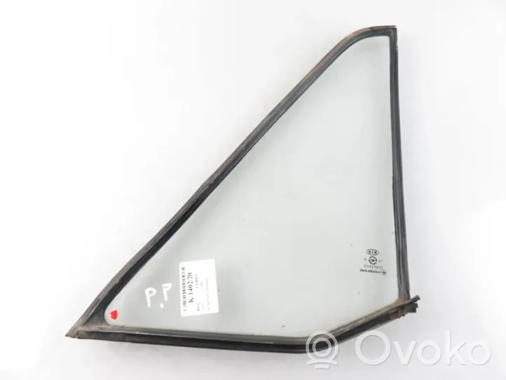 KIA Cerato Front triangle window/glass 