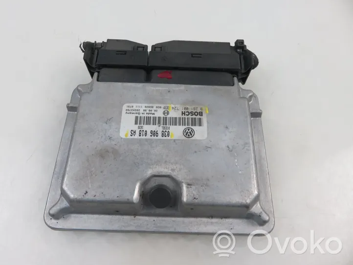 Volkswagen PASSAT B5 Calculateur moteur ECU 0281001724