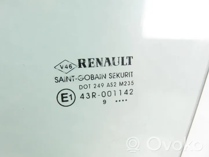 Renault Megane III Etuoven ikkunalasi, neliovinen malli 