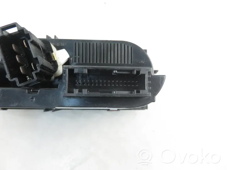 Ford Galaxy Przełącznik / Włącznik nawiewu dmuchawy YM2119980BE