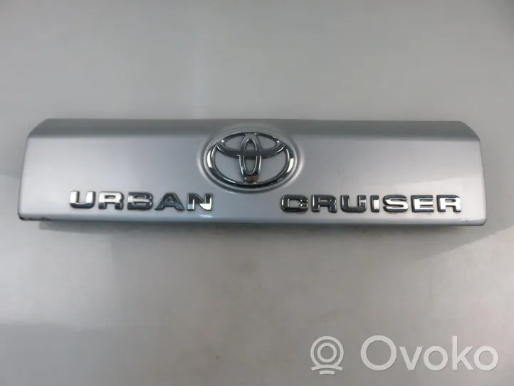 Toyota Urban Cruiser (XP110) Galinio dangčio numerio apšvietimo juosta 