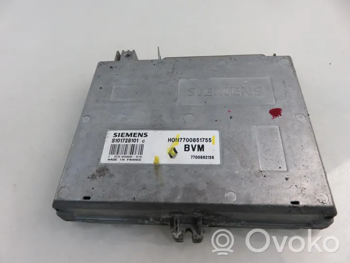 Renault 19 Calculateur moteur ECU S101728101C