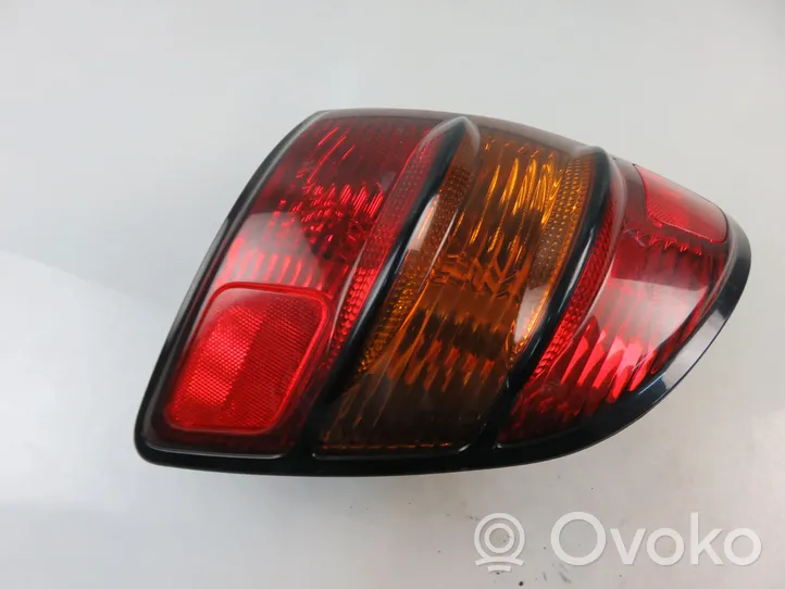 Pontiac Vibe Lampa tylna 