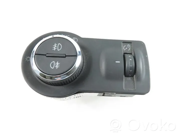 Chevrolet Malibu Light switch 