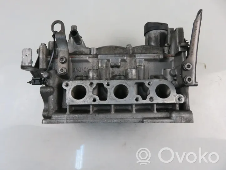 Volkswagen Fox Engine head 