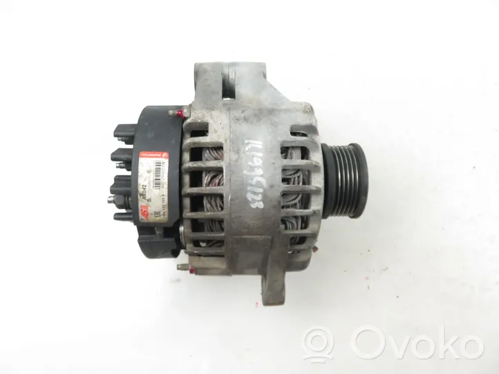 Opel Zafira B Generatore/alternatore 