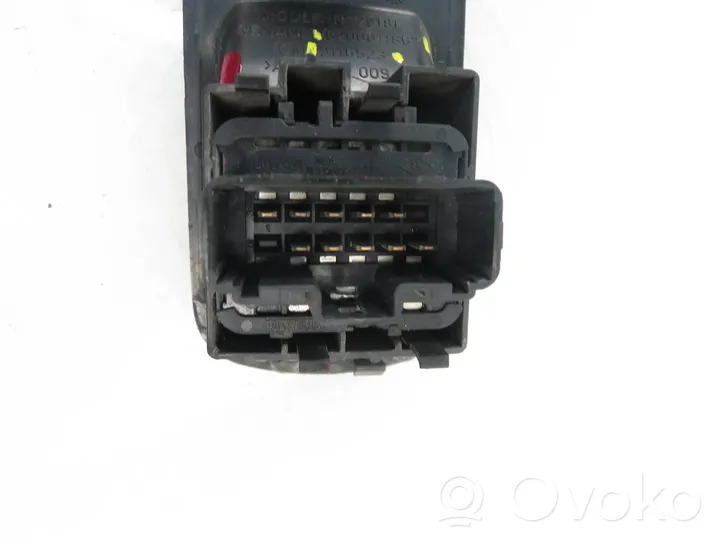 Opel Vivaro Electric window control switch 9116523