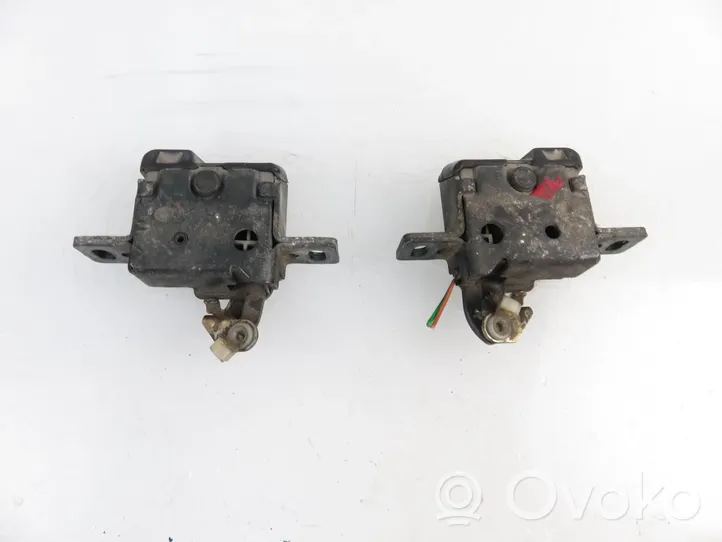 Audi 80 90 S2 B4 Blocco/chiusura/serratura del portellone posteriore/bagagliaio 4A9827506C