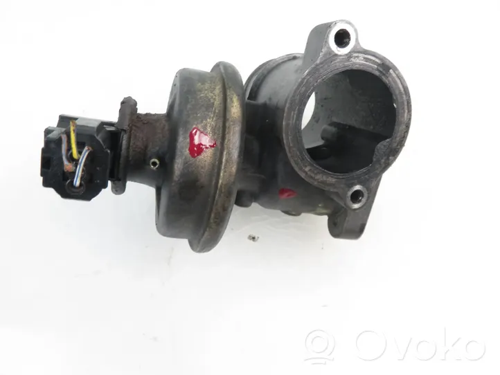 Ford Mondeo Mk III EGR valve 