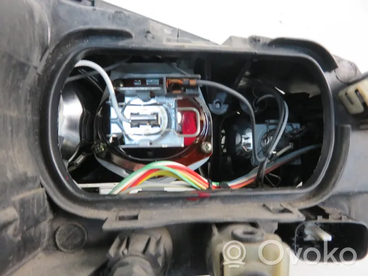 Mazda 6 Lampa przednia 1307329086