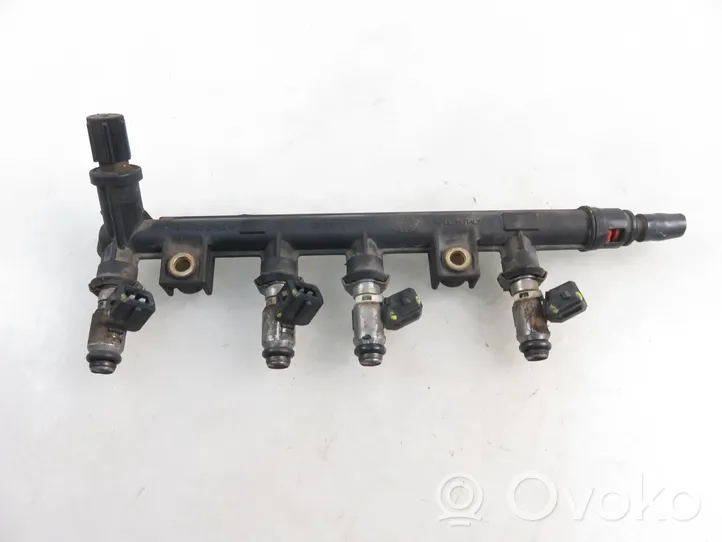 Fiat Panda II Listwa wtryskowa 3219018301